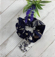 Chouchou pour cheveux avec  fleurs de lavande intégrées