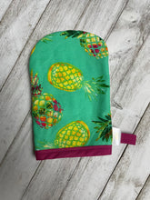 Load image into Gallery viewer, Gant de douche enfant Ananas
